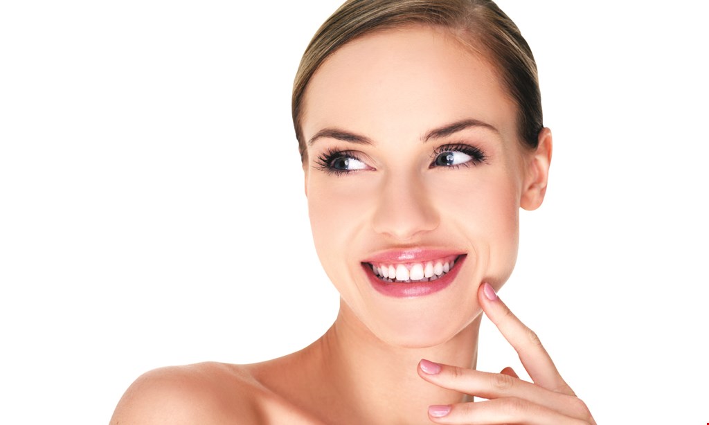 Product image for Body & Soul Medical & Holistic Spa $138 60-Minute Medical Grade Teeth Whitening