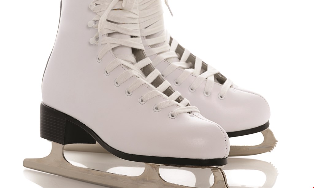 Product image for LA Kings Icetown Riverside Free introductory skate lesson. 