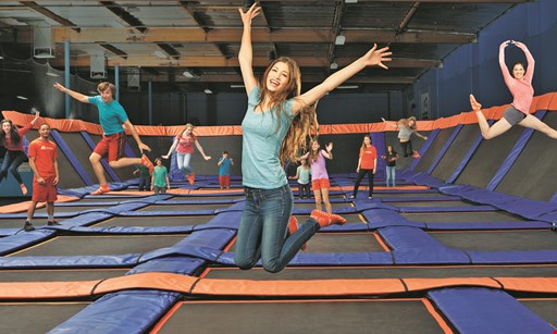 Product image for Sky Zone Trampoline Park $25 off Any Party Package.