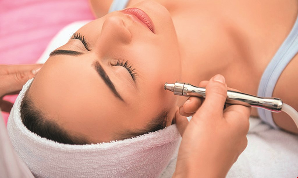 Product image for RC Holistic Hands Spa - Deep Pore Cleansing Facial 	$85 reg. $120
