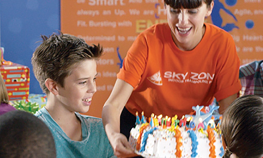 Product image for Sky Zone Trampoline Park Free Sky Socks & Glow Shirt With Sky Camp