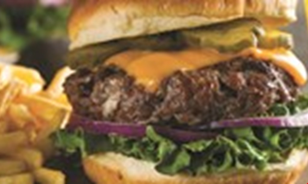 Product image for Fuddruckers $8 1/3 lb burger with fries & drink