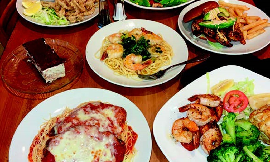 Product image for Rincon Italiano $27.99 for 2 chicken dinners, 2 side salads & garlic bread *excludes seafood.