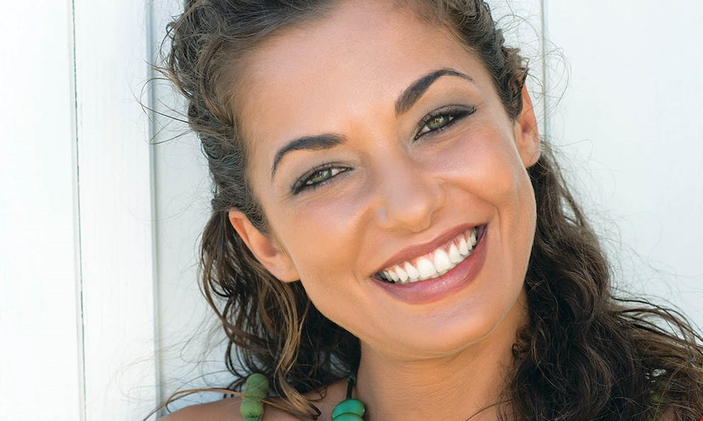 Product image for Floridian Dental Group $199 Zoom Whitening Treatment 2 sessions