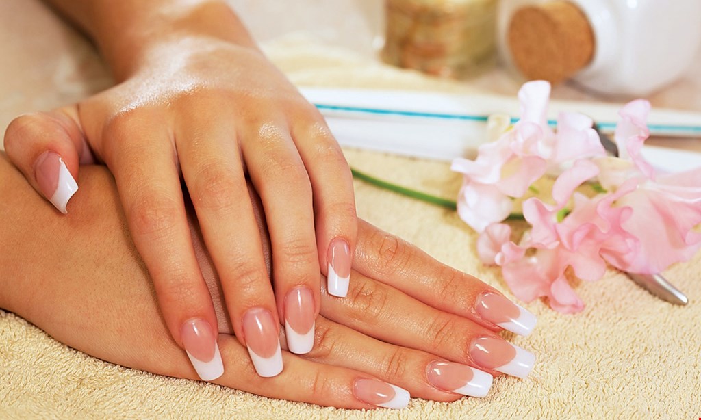 Product image for PINKIE NAIL SPA $25mani and pedi cash please - good for 3 times