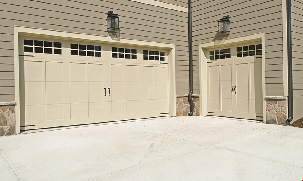 Product image for Correct Garage Doors Genie 2128 7’ Belt Drive Garage Door Opener With 2 Remotes, Key Pad & Wifi $450.