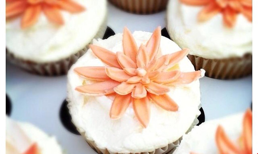Product image for Luli's Cupcakes $15 for $30 Worth of Delicious Cupcakes & More