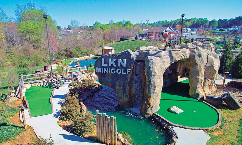 Product image for Lkn Mini Golf $16 For A Round Of Mini Golf For 4 People (Reg. $32)