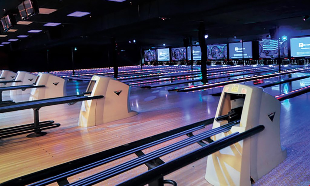 Product image for Quinnz Pinz $18.99 For 2 Hours Of Bowling Including Shoes For 2 (Reg. $37.98)
