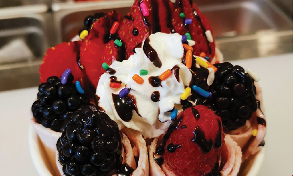 Product image for Sweet Retreat $10 for $20 Worth of Hand-Rolled Ice Cream, Bubble Tea, & More!