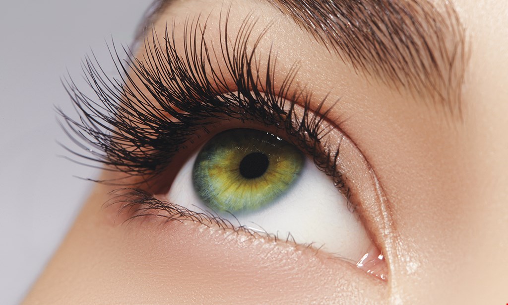 Product image for Perfect 10 Nail Spa $65 For A New Set Of Hybrid Eyelash Extensions (Reg. $130)