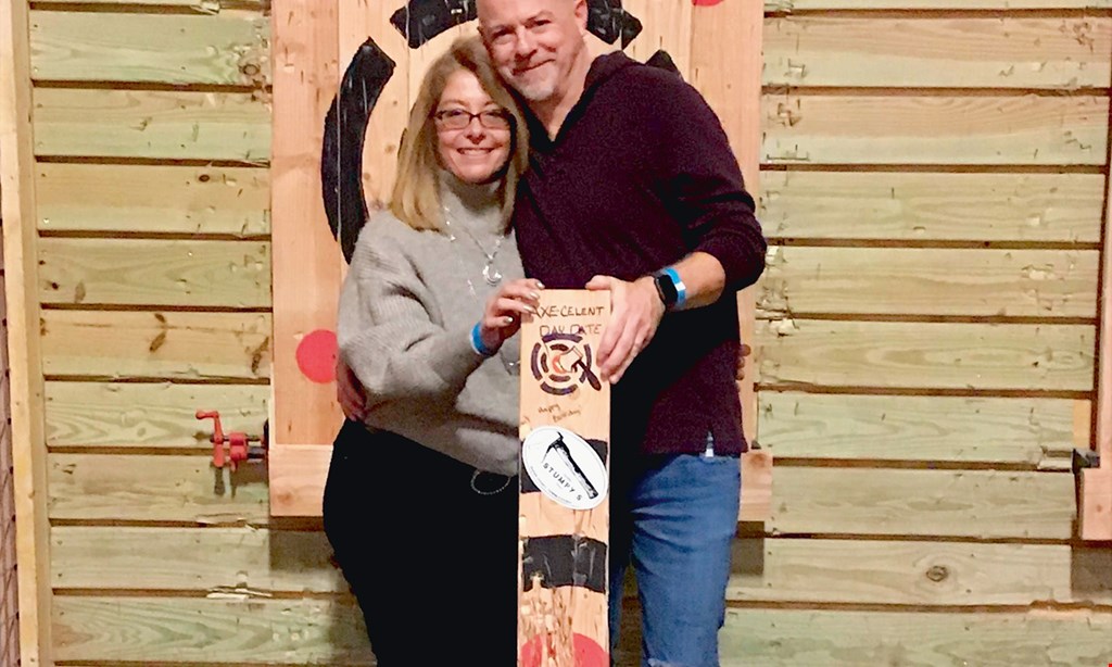 Product image for Stumpy's Hatchet House-West Chester $50 For 1 Hour Of Axe Throwing For 4 People (Reg. $100)