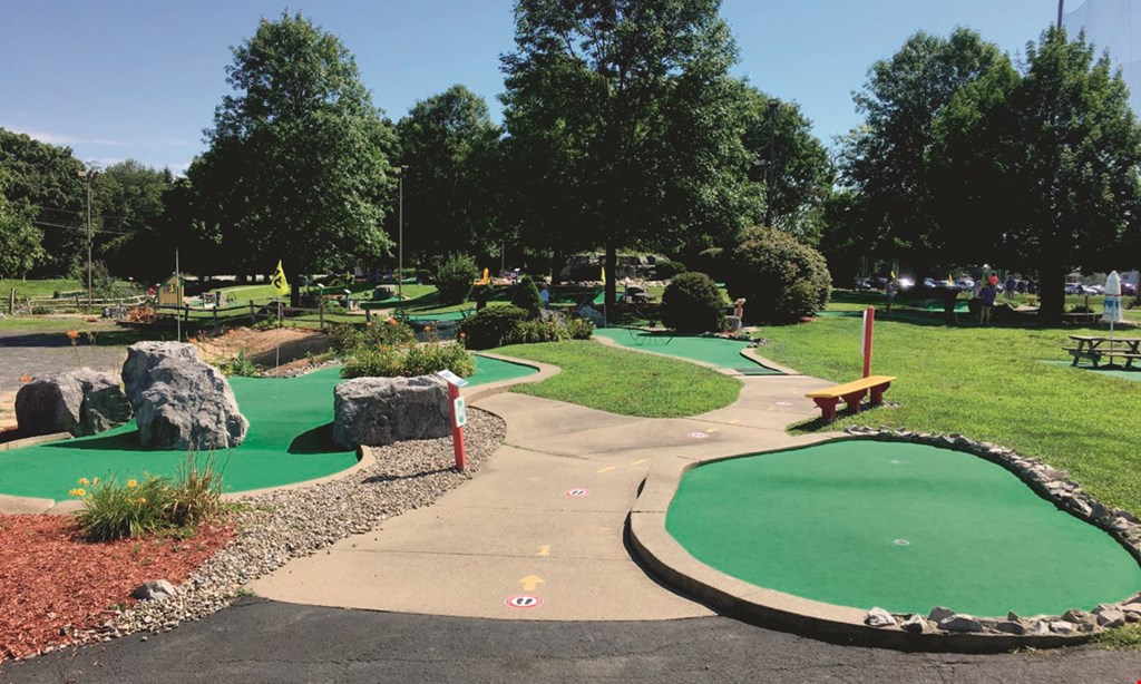 Product image for Players Park Family Fun Plex $25 For 1 Round Of Mini Golf & Ice Cream For 4 Players (Reg. $50)