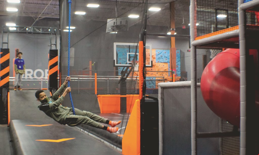 Product image for Sky Zone - Greenfield $22.99 For 90 Minutes Of Jump Time For 2 People (Reg. $45.98)