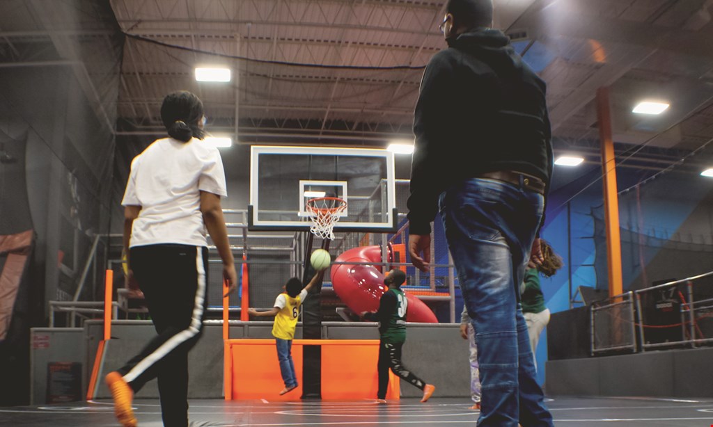Product image for Sky Zone - Greenfield $22.99 For 90 Minutes Of Jump Time For 2 People (Reg. $45.98)