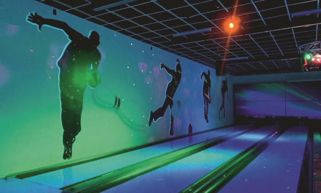 Product image for Splitz Alley $23.96 for 1 Game of Bowling For Up To 4 people (Reg. $47.92)