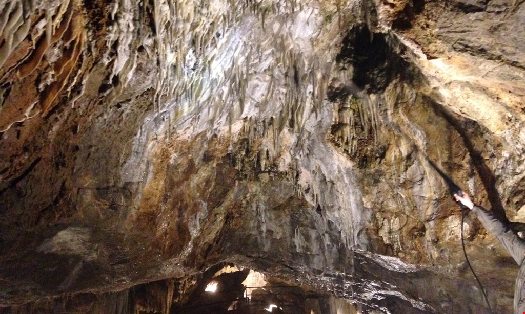 Product image for Crystal Cave $35 Guided Crystal Cave Tour For 2 Adults & 2 Children (Reg. $70)